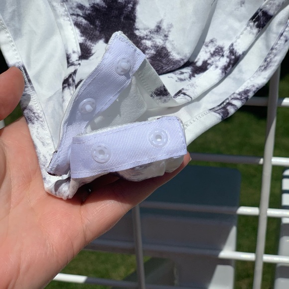 Back/white tie dye long sleeve bodysuit - Picture 7 of 8